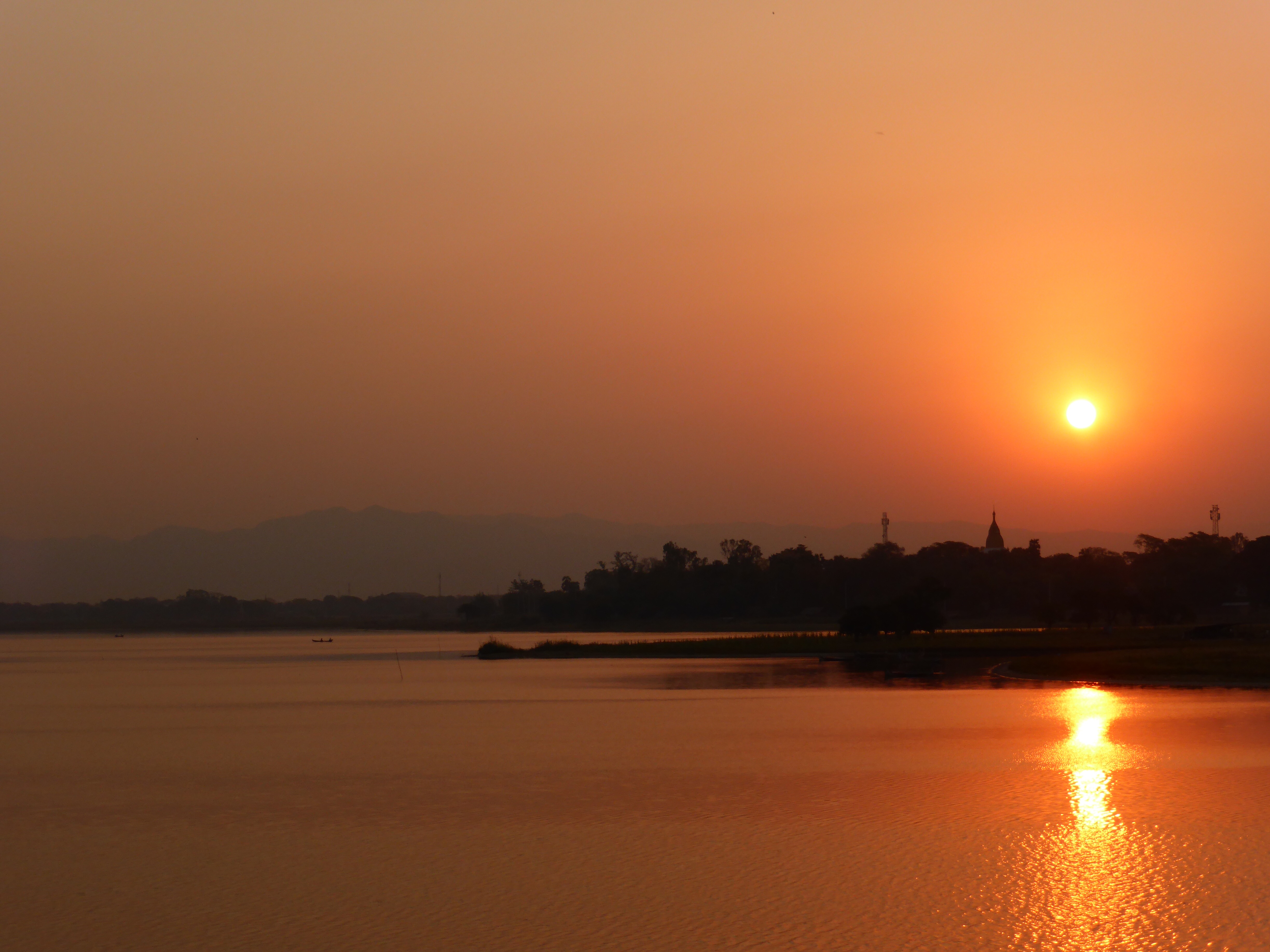 Sunrise from Ubein Bridge, Mandalay || Traveling Honeybird