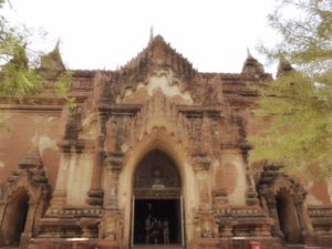 Bagan || Traveling Honeybird