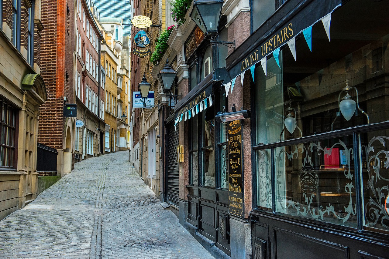 Lovat Lane in London