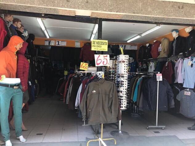 Fake gear store in La Paz Fake gear store in La Paz