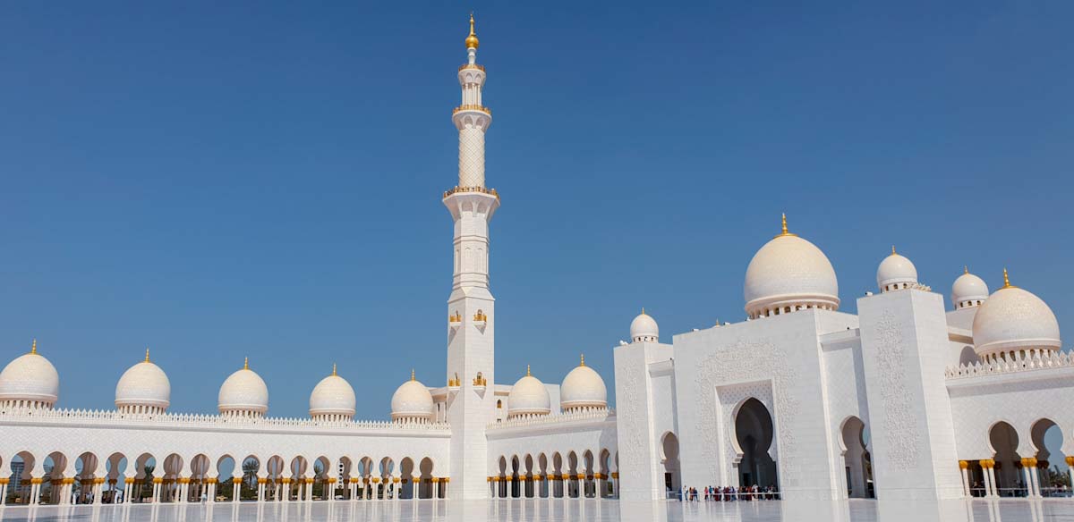 Grand Mosque afternon Abu Dhabi