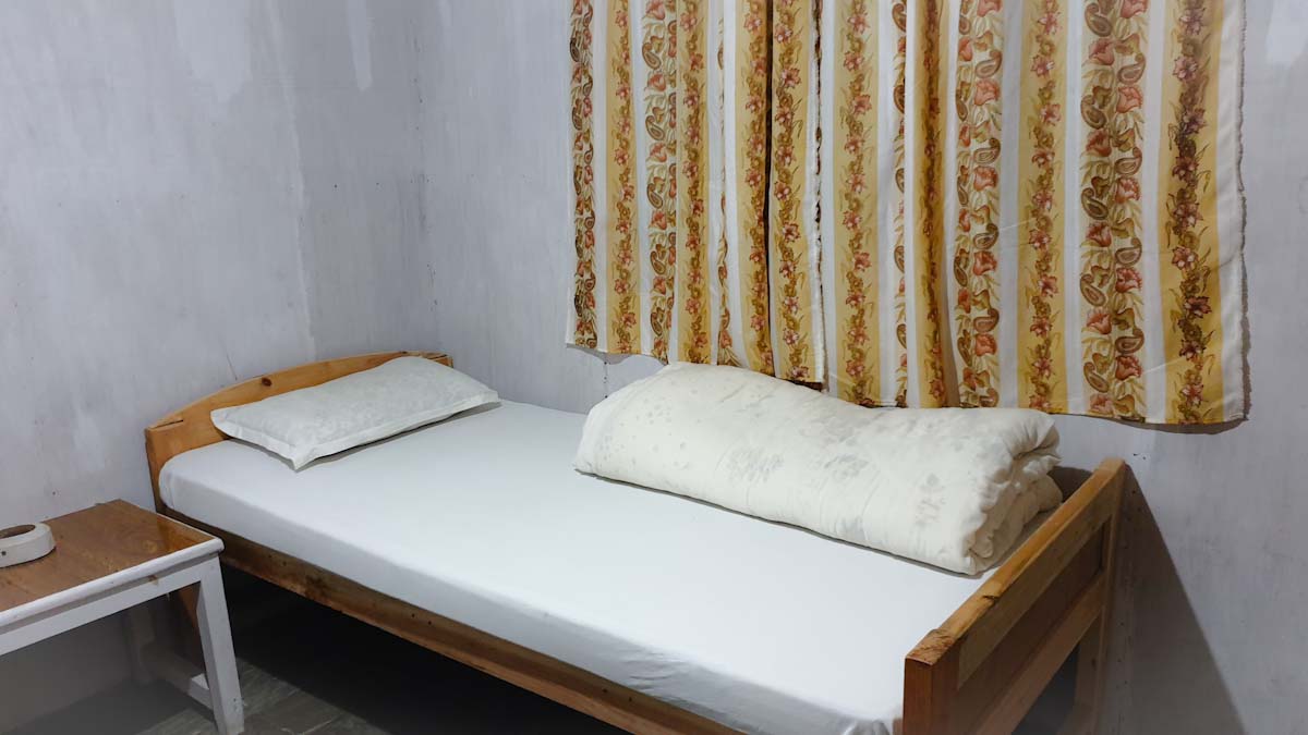 Clean beds on Mohare Danda trek